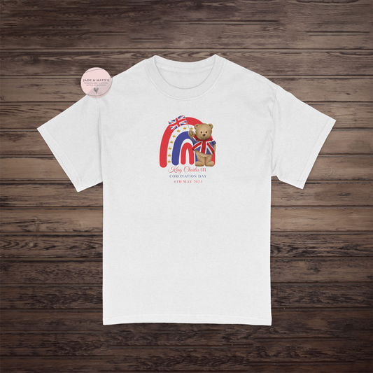 Kings Coronation 2023 | Bear Rainbow | unisex t-shirt - white